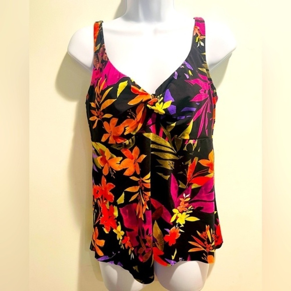 Dreamsuit By Miracle Brands Size 10 Top Made Of Dreamtex Control Fabric With Bra